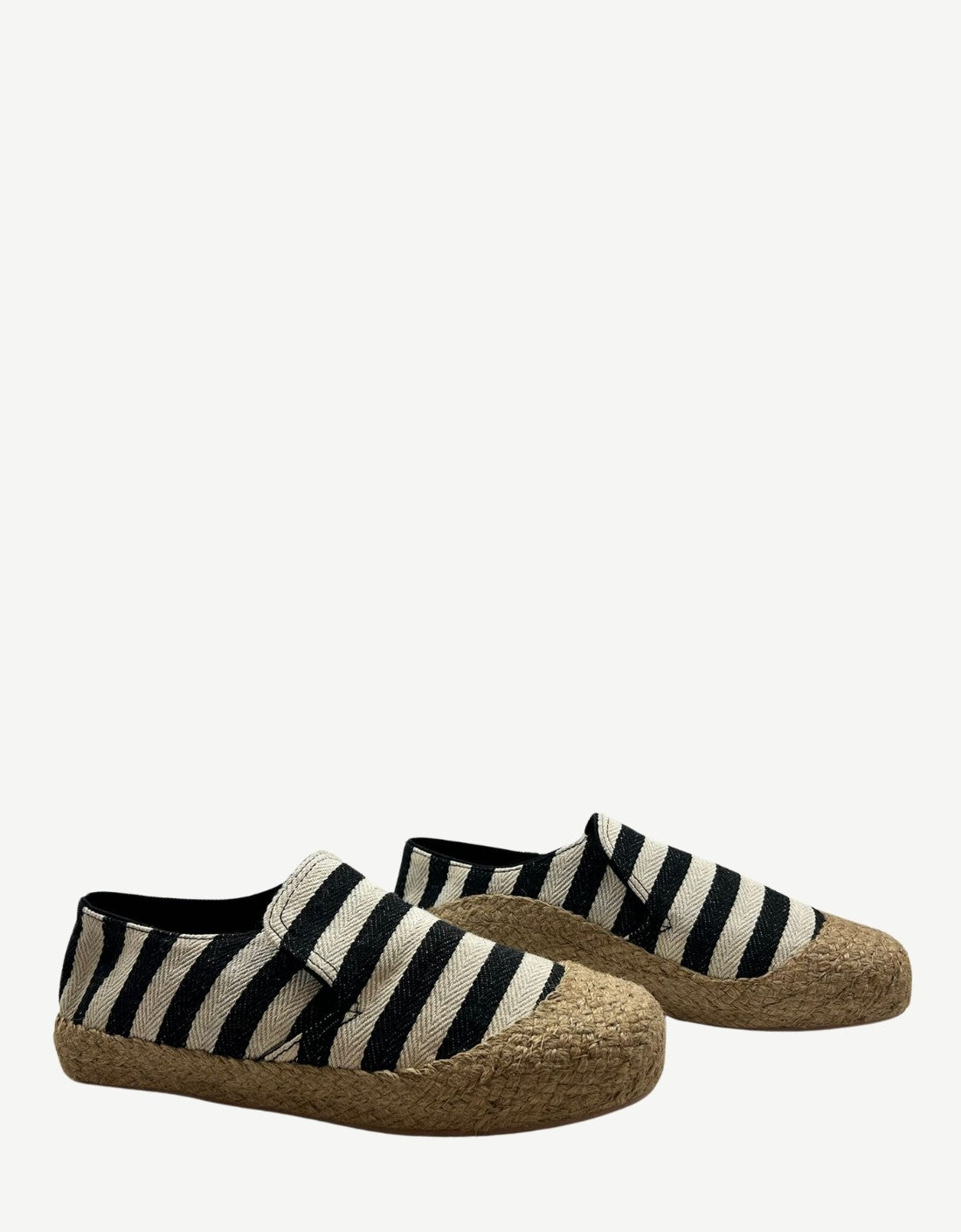 Wataru Stripes Black