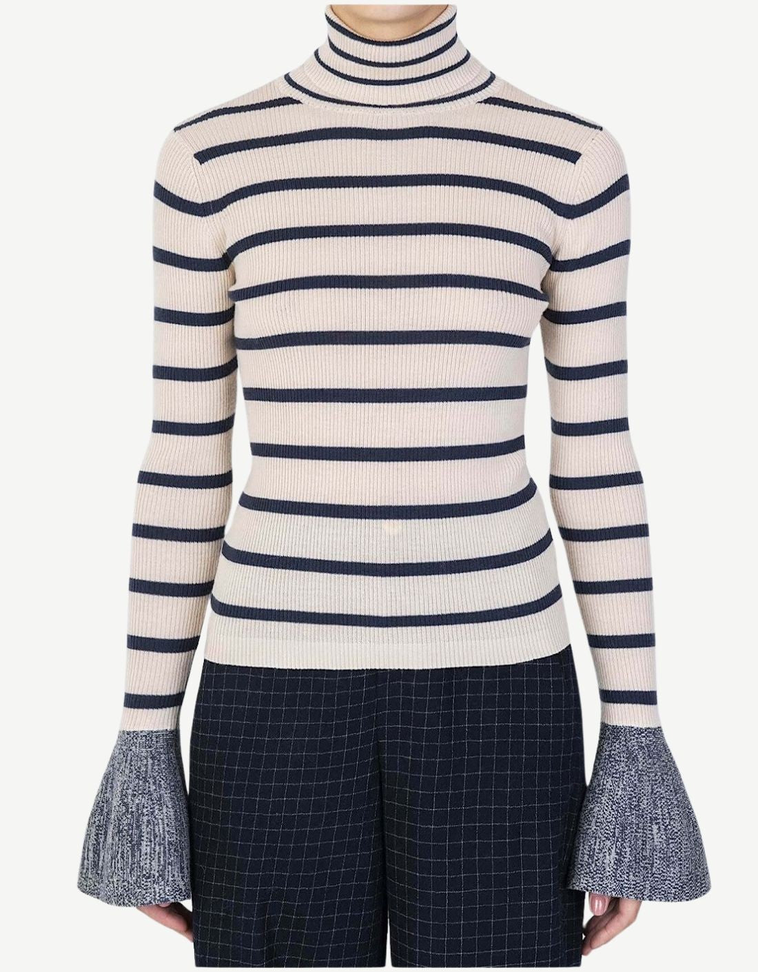 Haut en laine à manches cloche