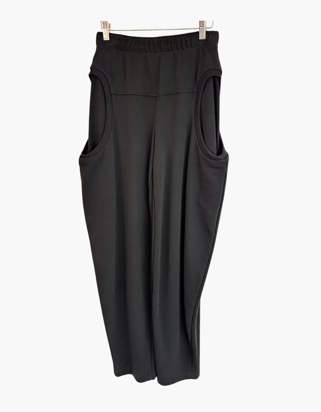 Pantalón Bolsillos Círculo