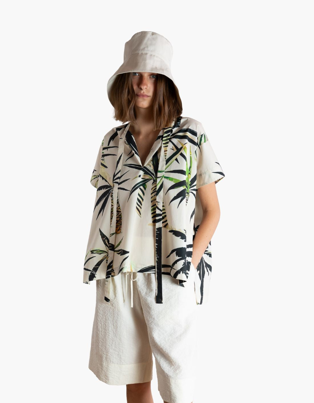 Chemise « Palmiers » avec nœud