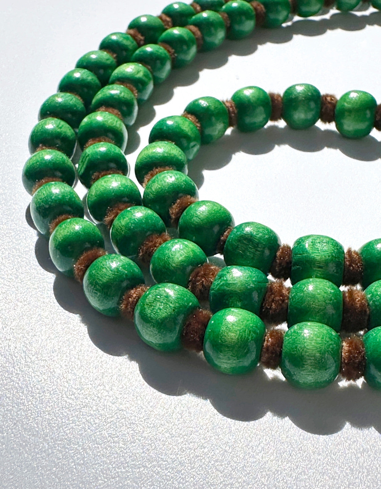 Lanière pour smartphone « Charito » à perles - 125 cm