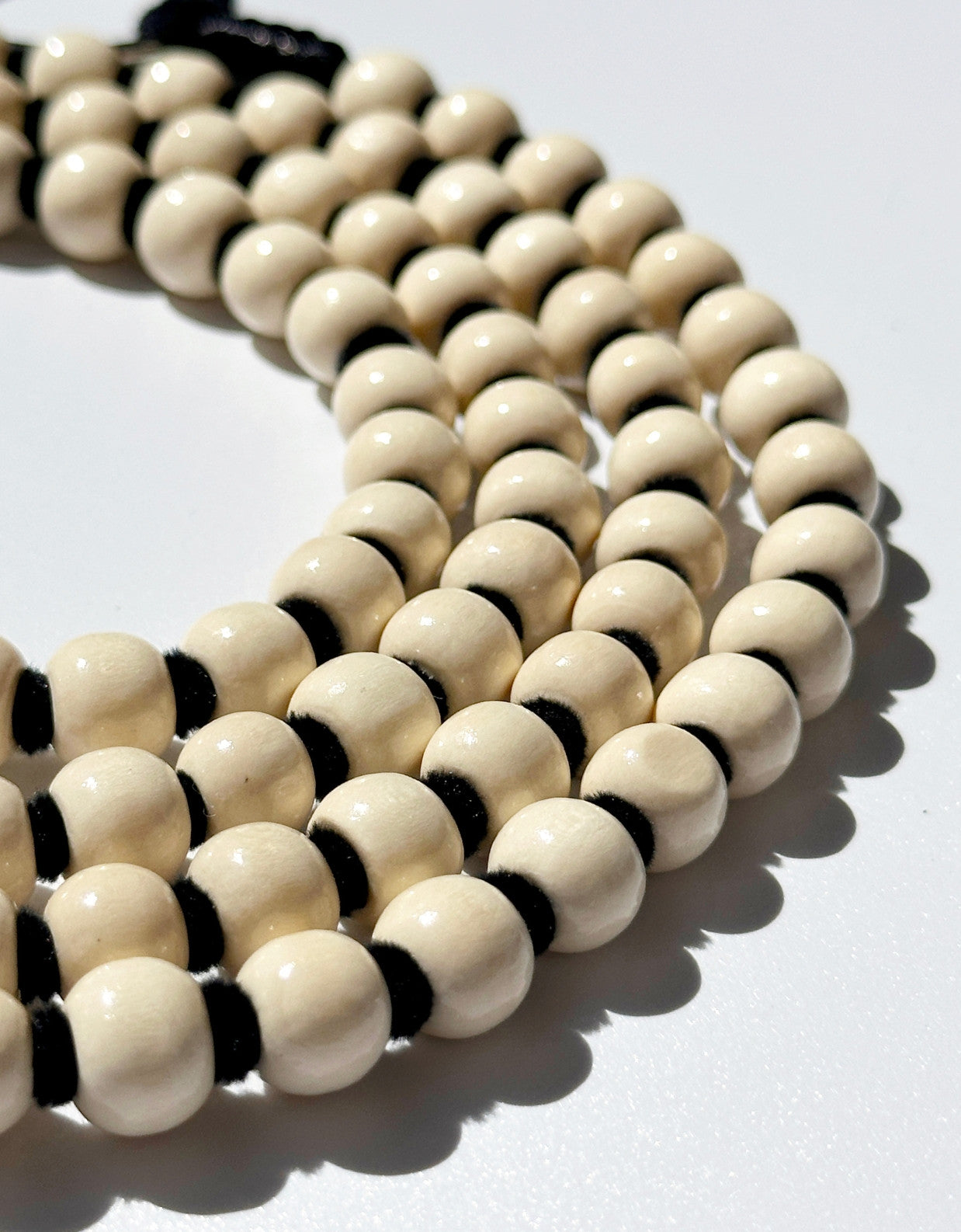 Lanière pour smartphone « Charito » à perles - 125 cm