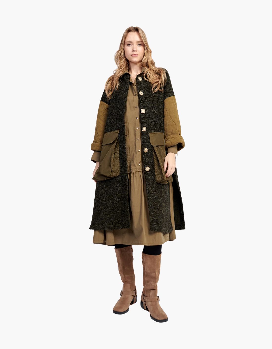 Abrigo maxi en punto con mangas acolchadas "Urban Citadel"