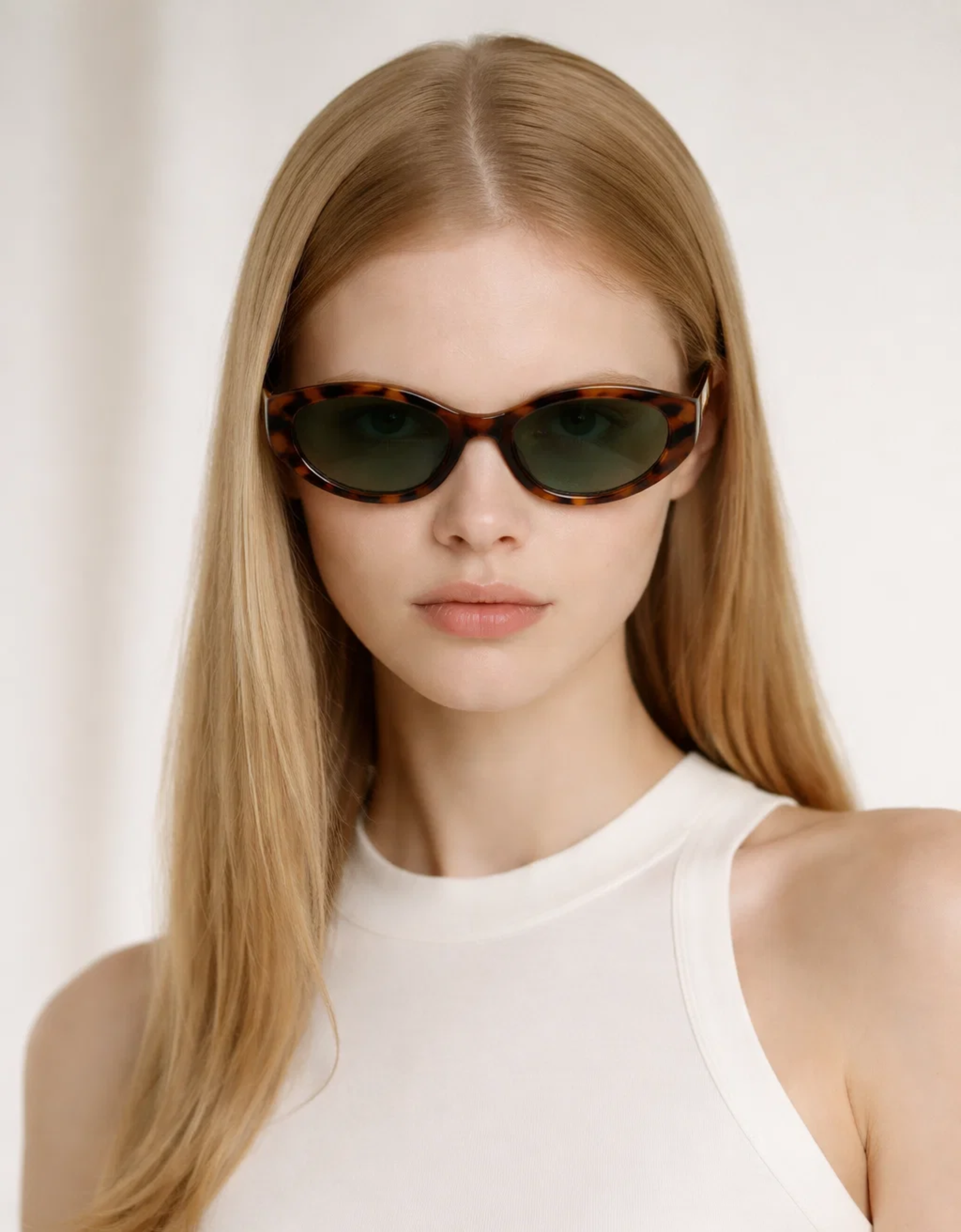 "Lana Blush" glasses