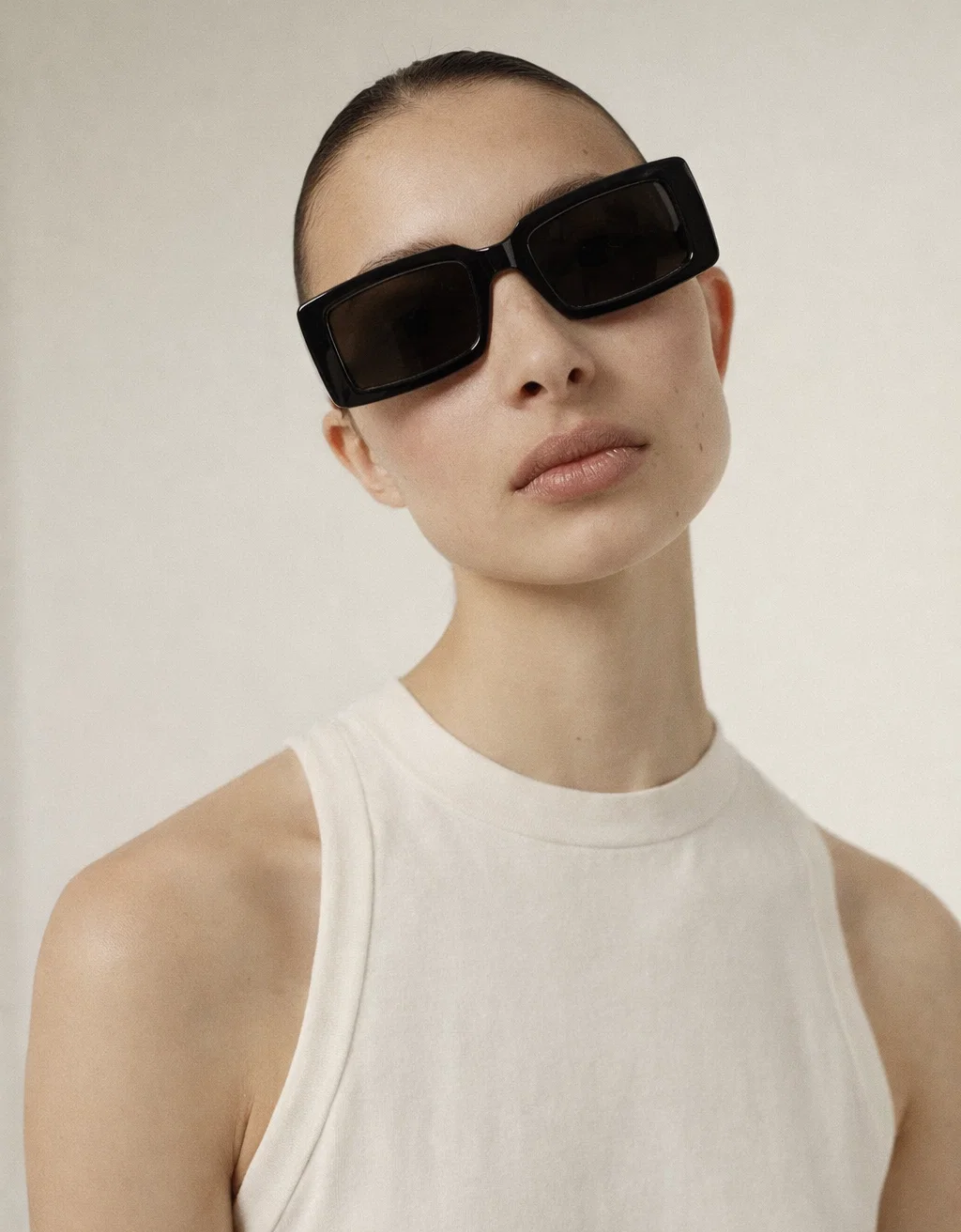 "Lana Blush" glasses