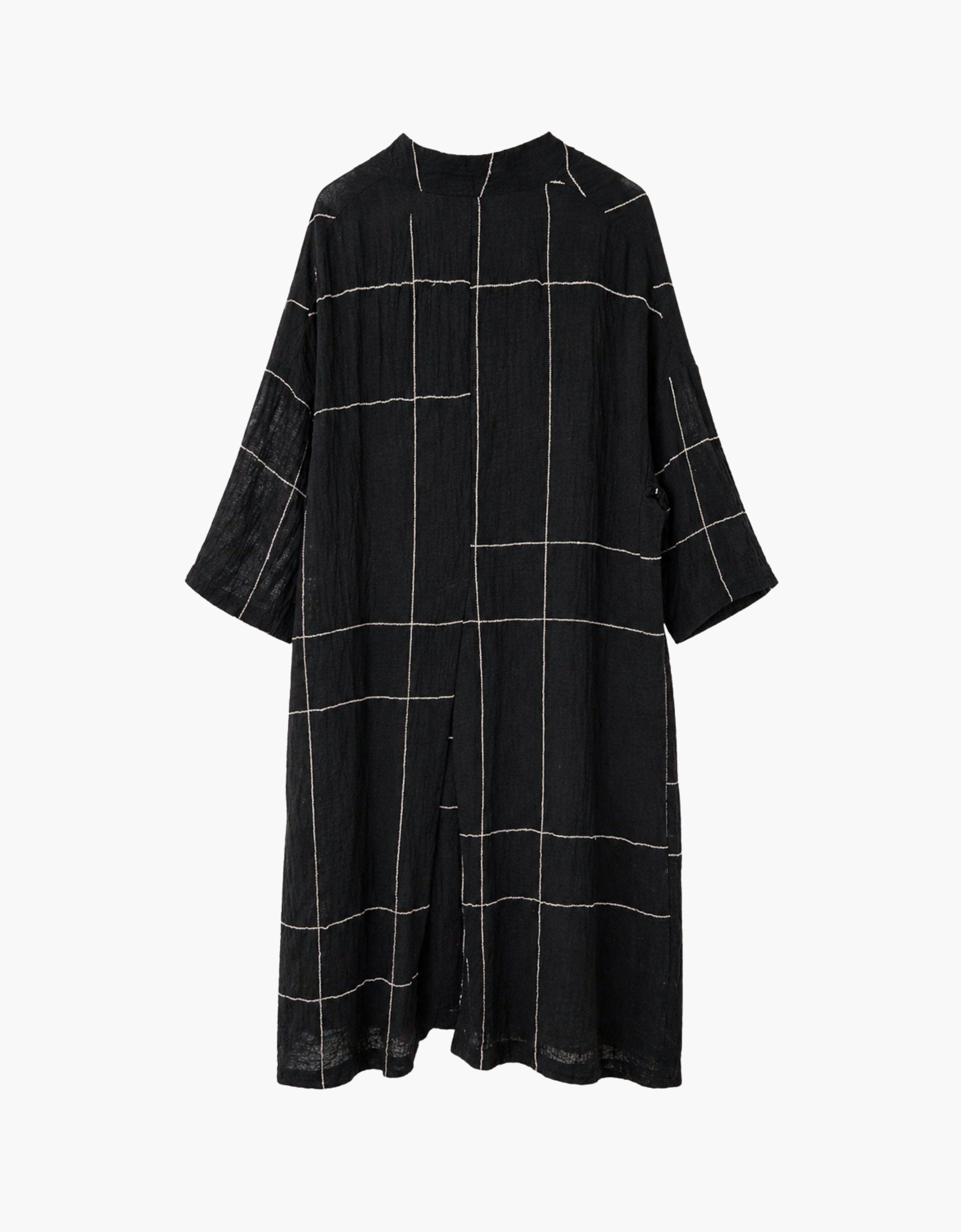 Foto vestido negro de cuadros trasera