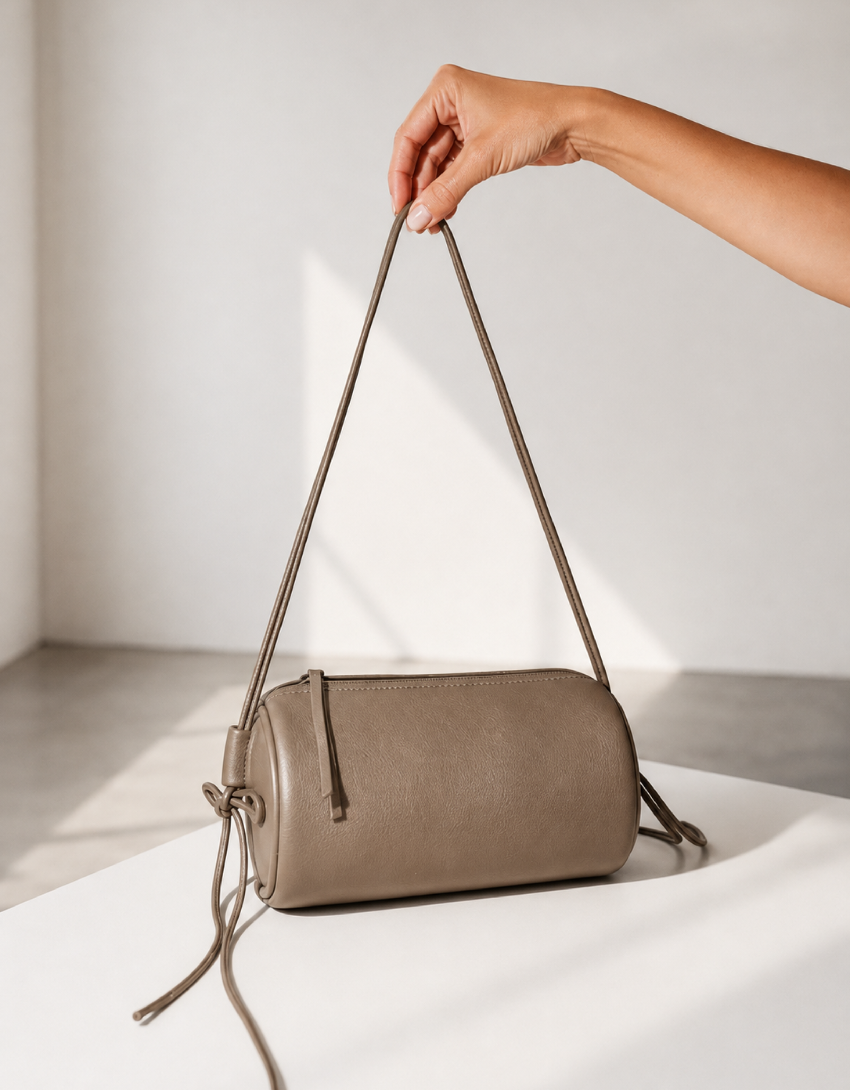 Bolso tubular piel "Alma"