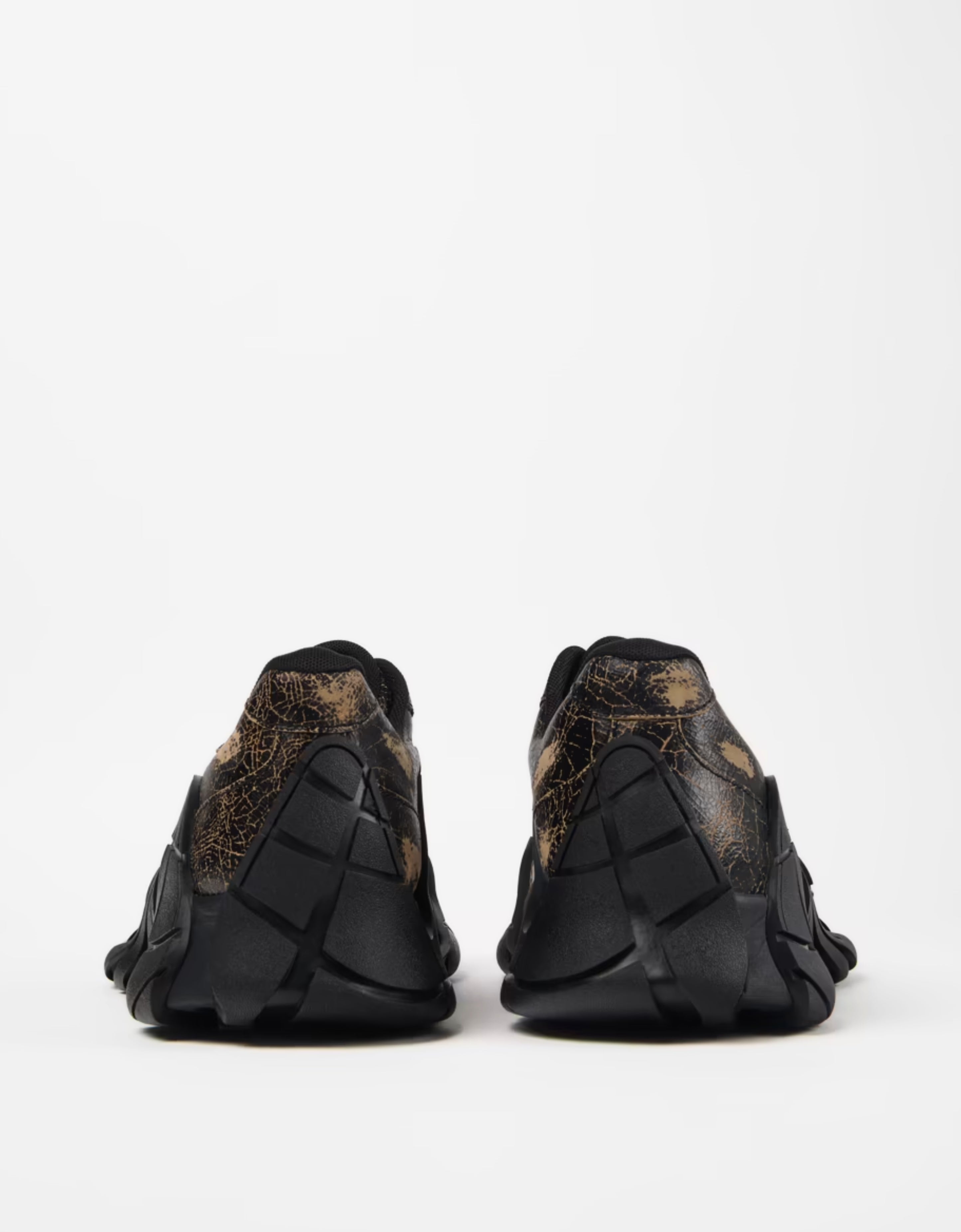 Zapatilla marrón desgastado "Tormenta" - CamperLab