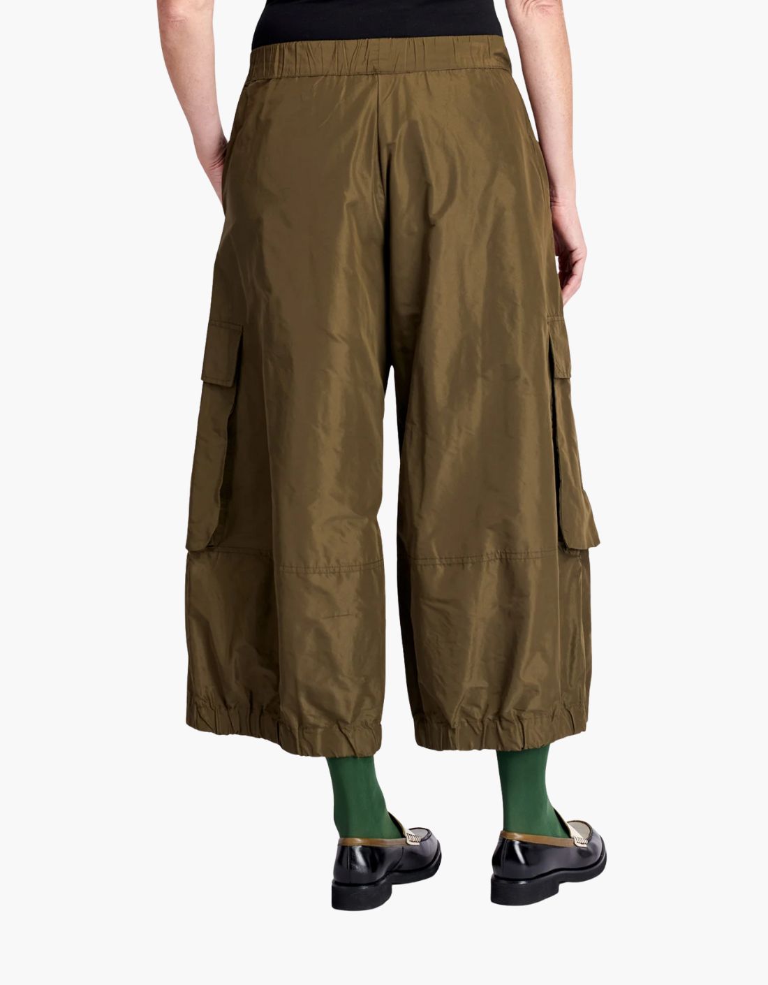 Pantalón cargo cropped "Urban Wide"