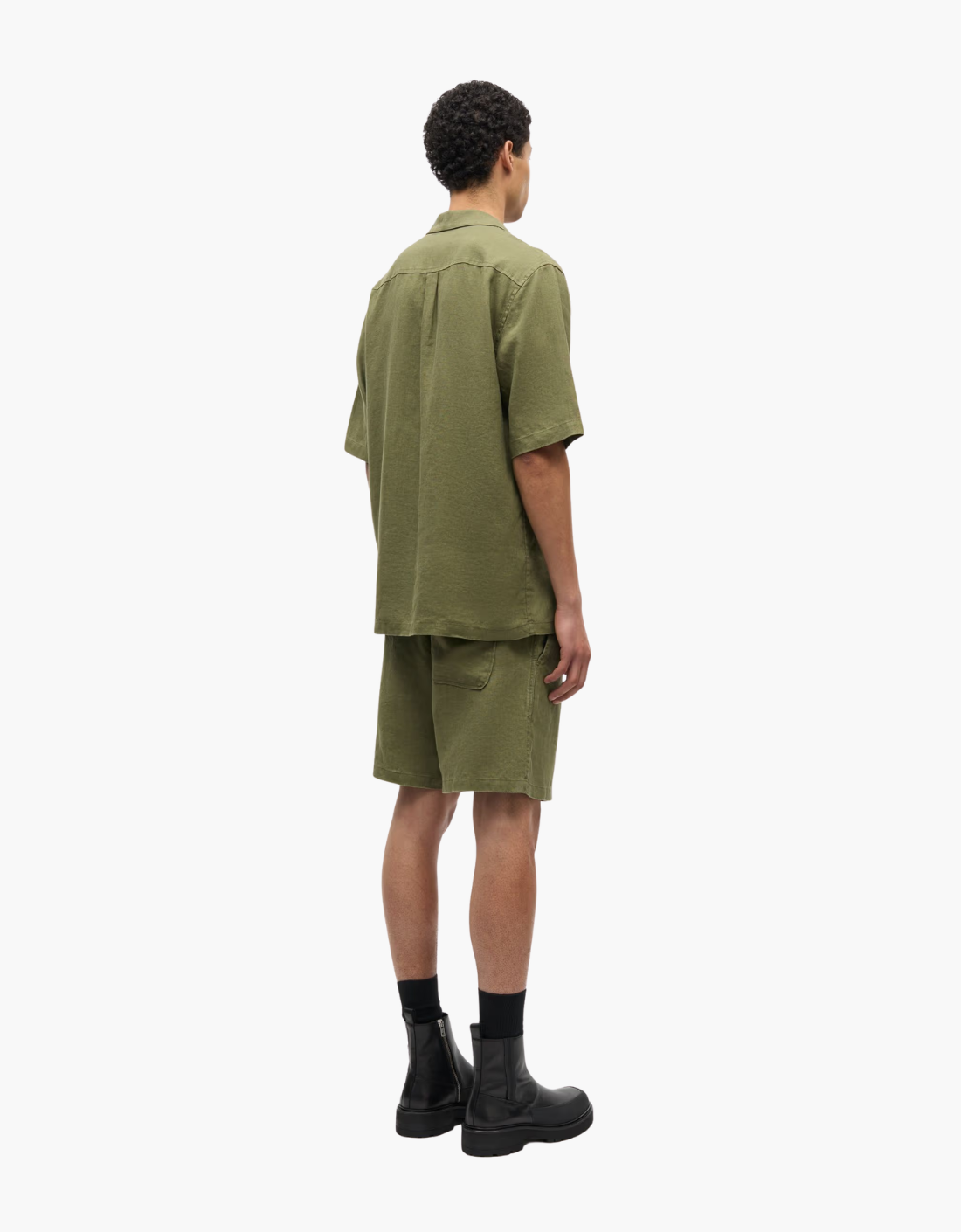 Pantalón corto "Sajabari"