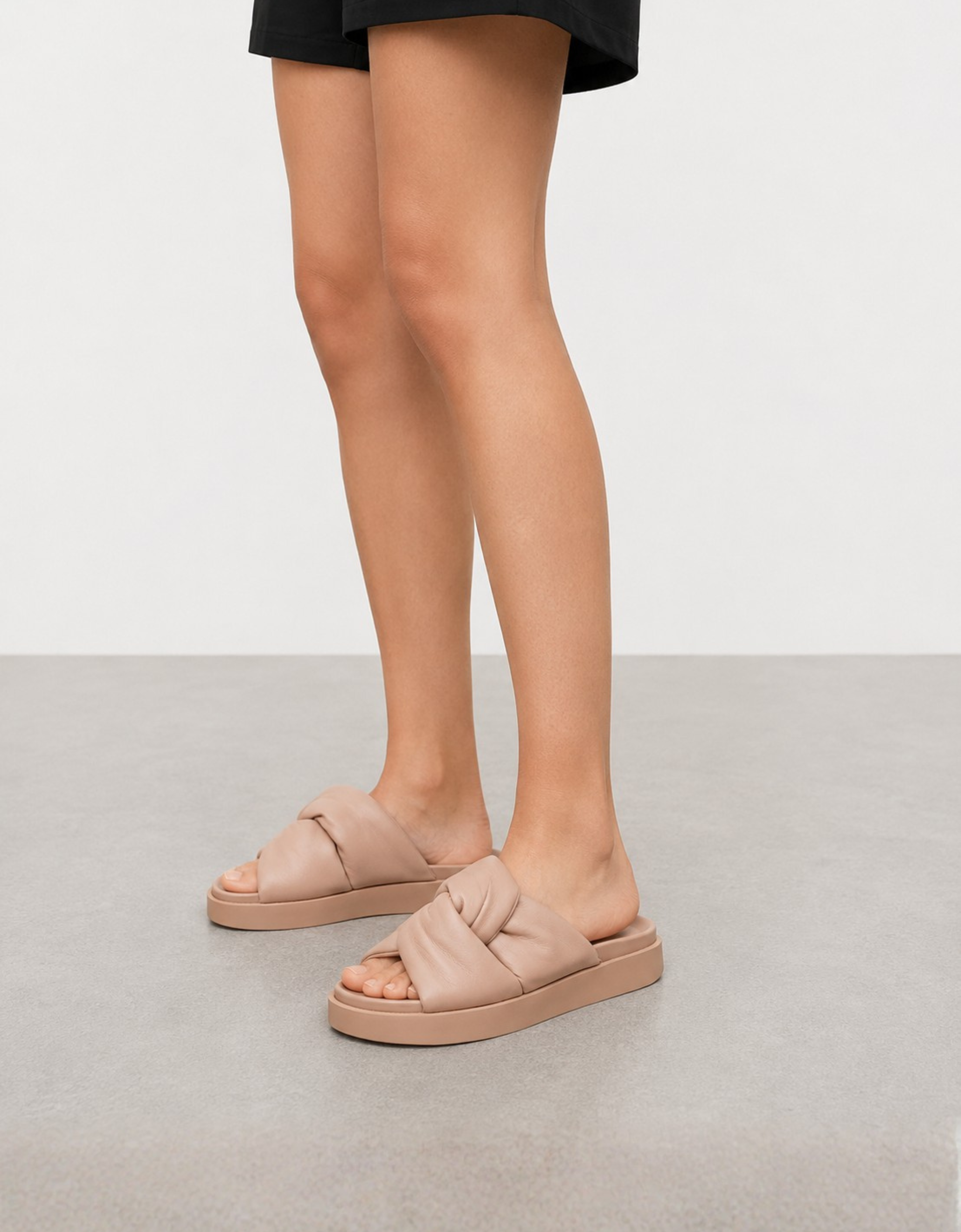 Sandalias de piel acolchadas