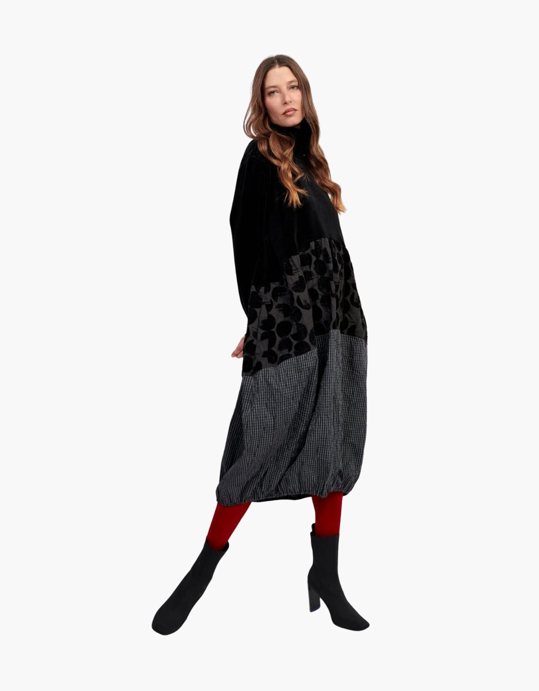 Vestido en terciopelo y tejido arrugado "Cocoon Mix"