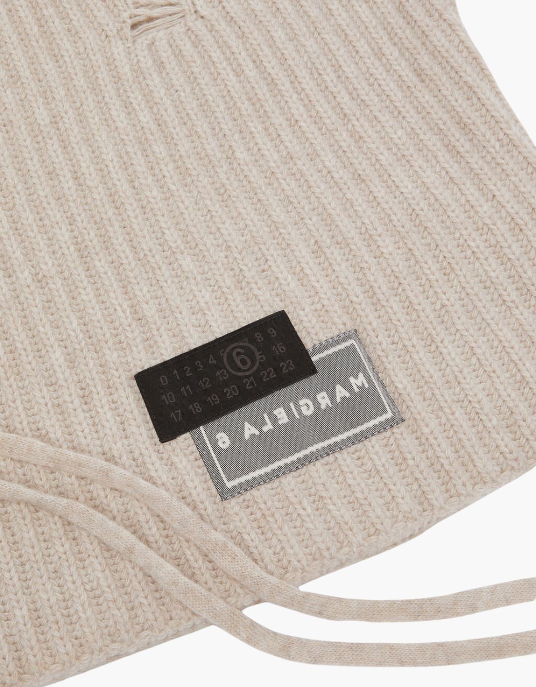 Balaclava de lana "Distressed" - MM6