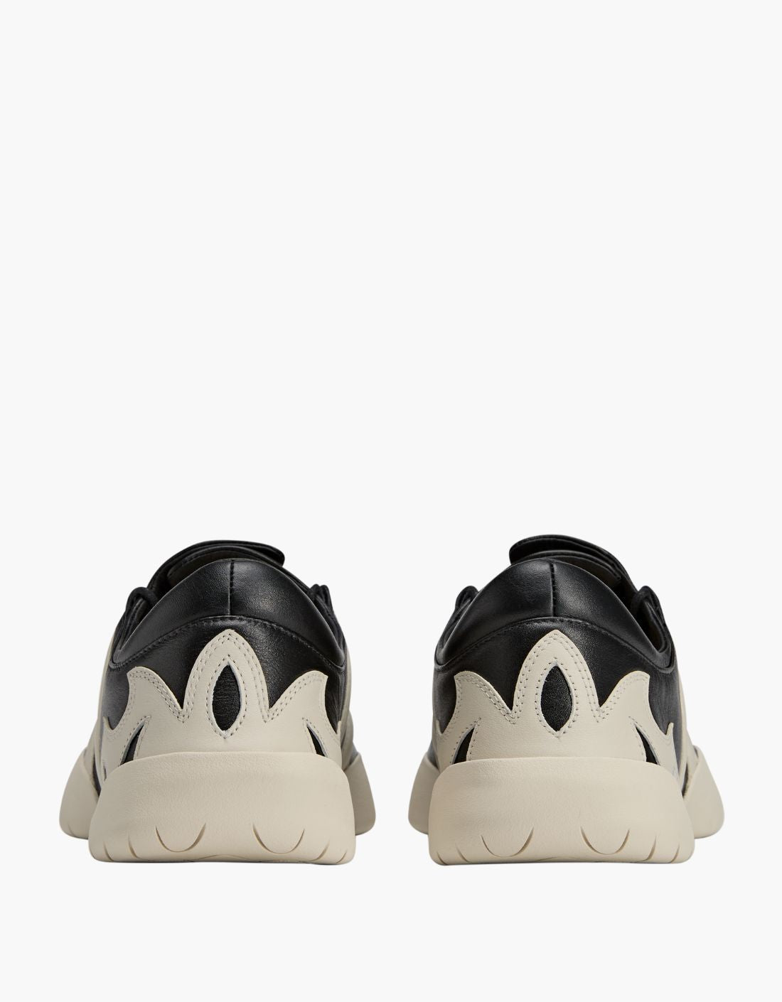 Zapatilla "Regu 2002" Y-3