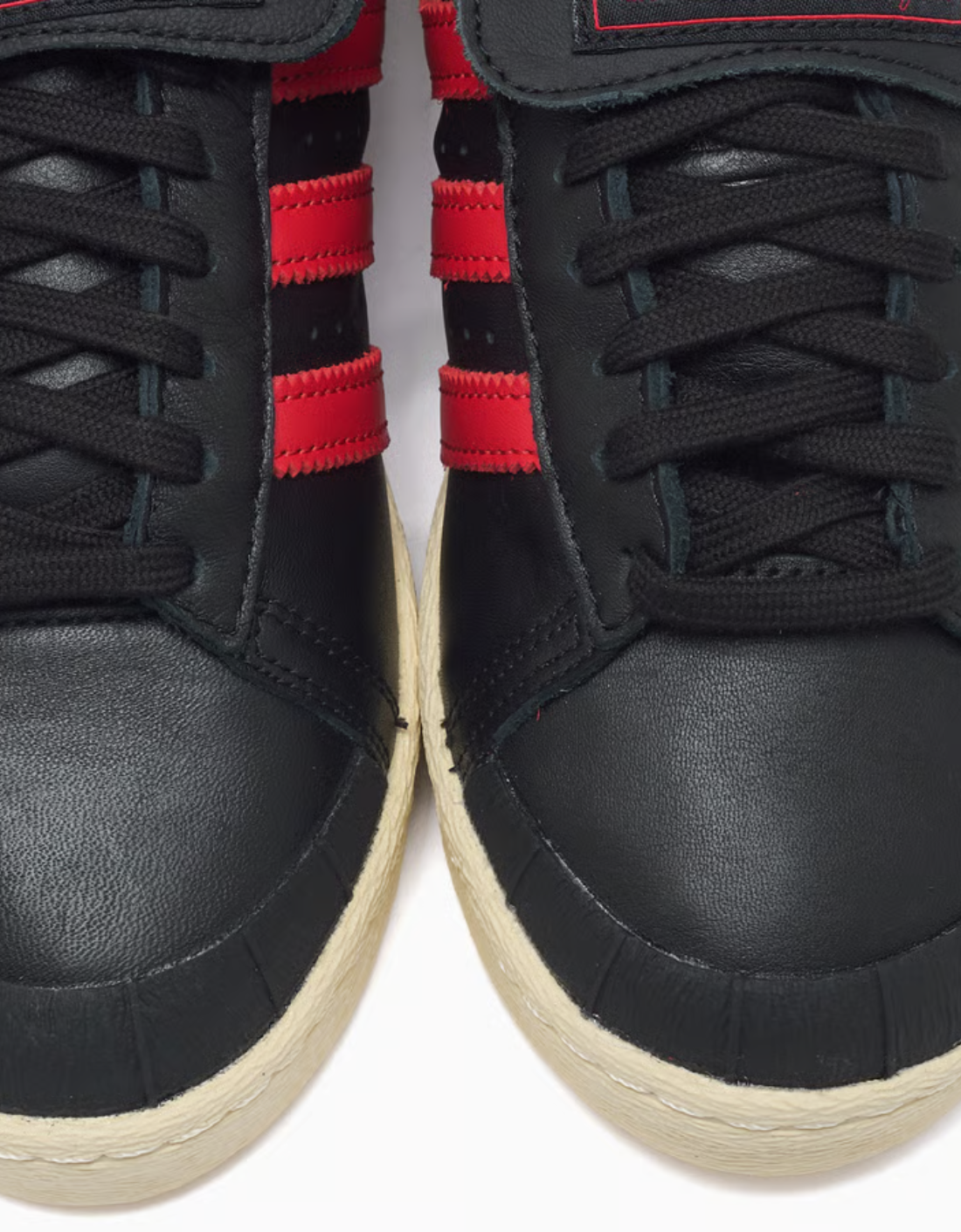 Zapatilla Chavarria Jabbar Low (Black / Red) - aWC