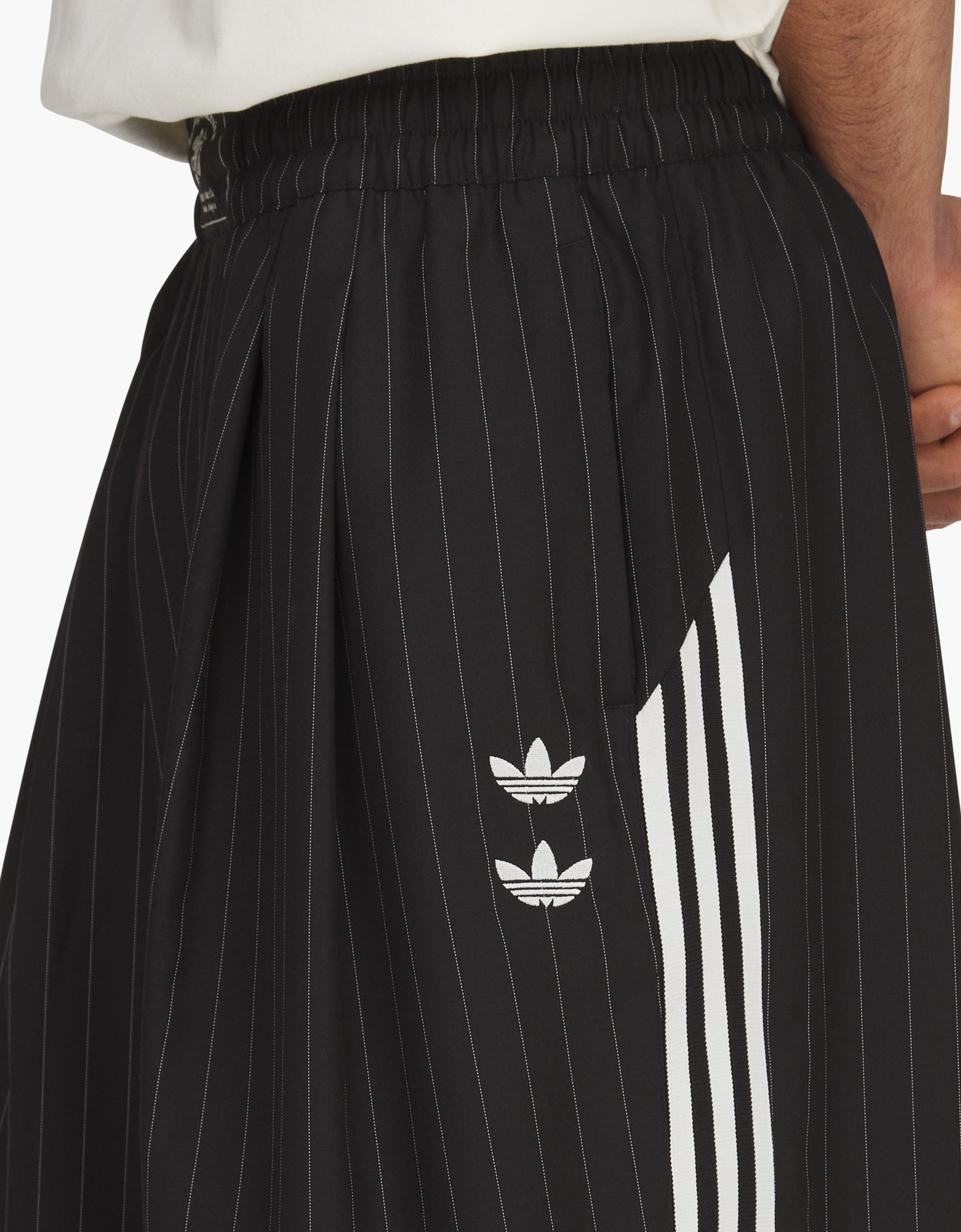 Bermudas long "RAYAS CHAVARRIA" - aWC