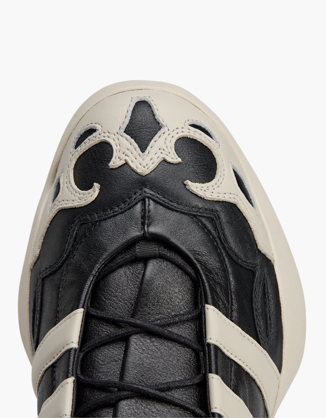 Zapatilla "Regu 2002" Y-3