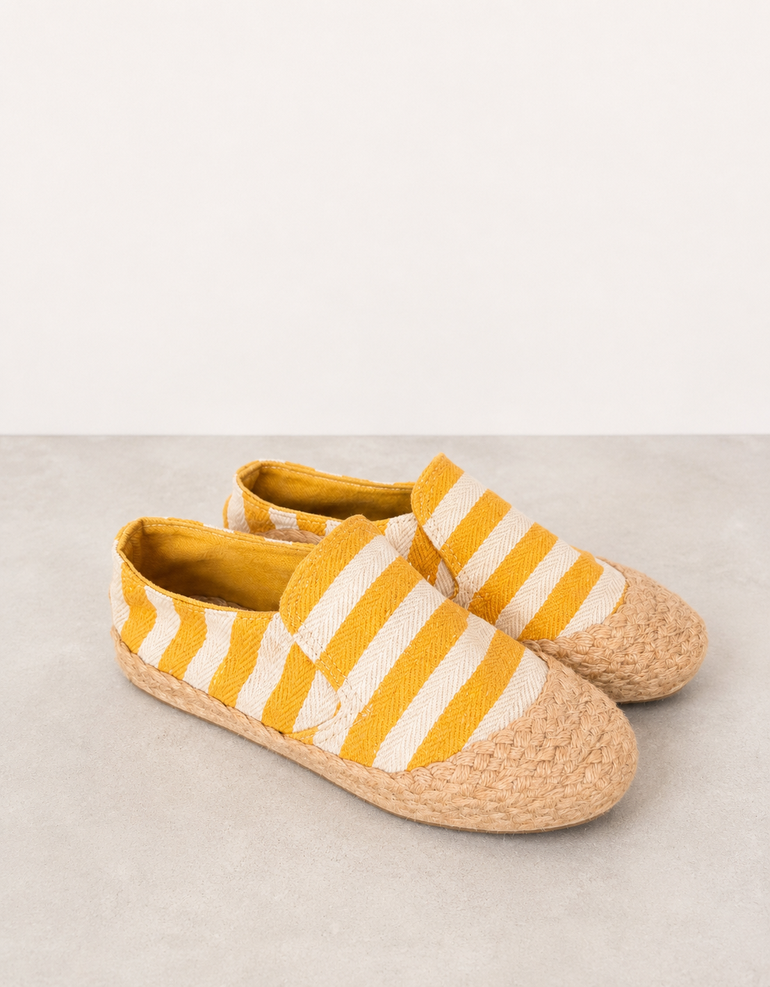 Wataru Yellow Stripes