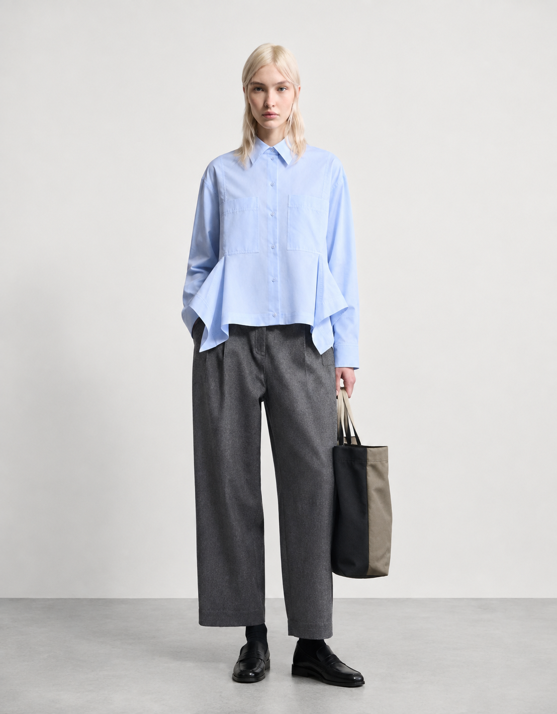 Camisa con evasé "Light blue"