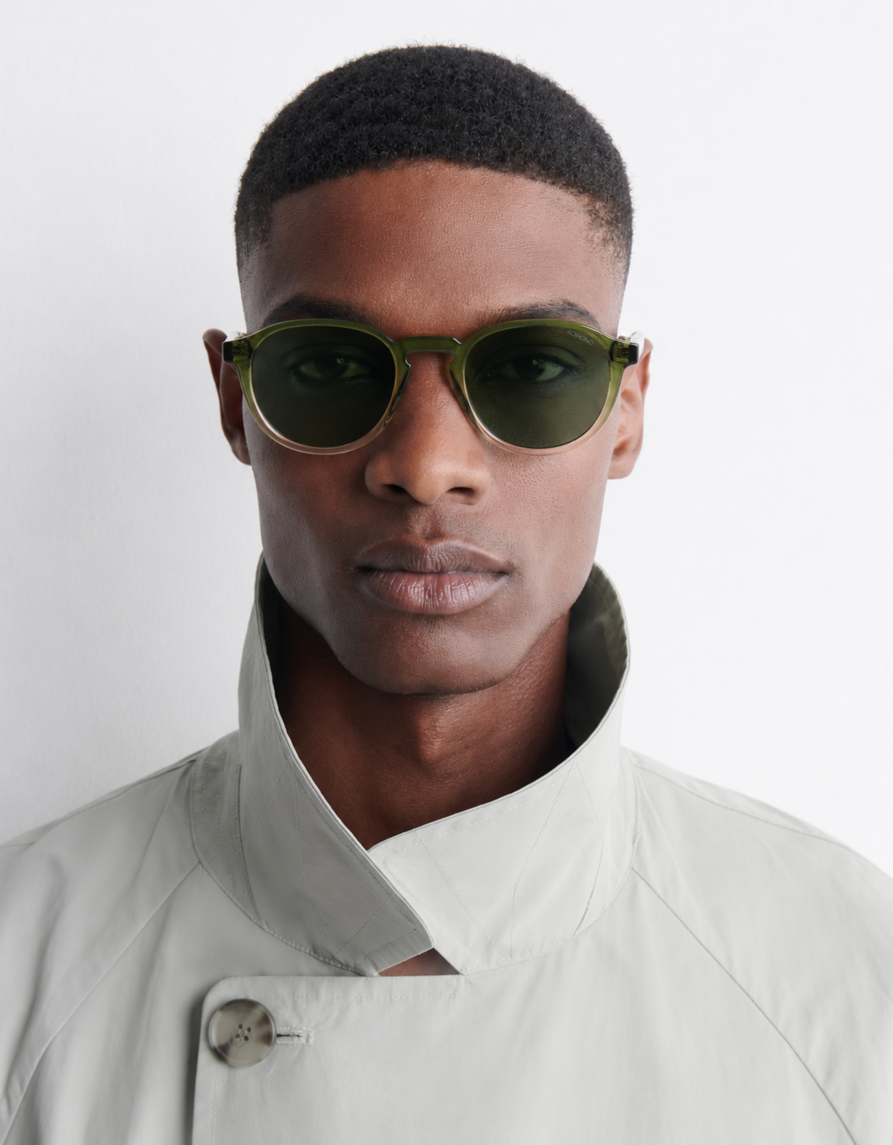 "Avery Carbon" glasses