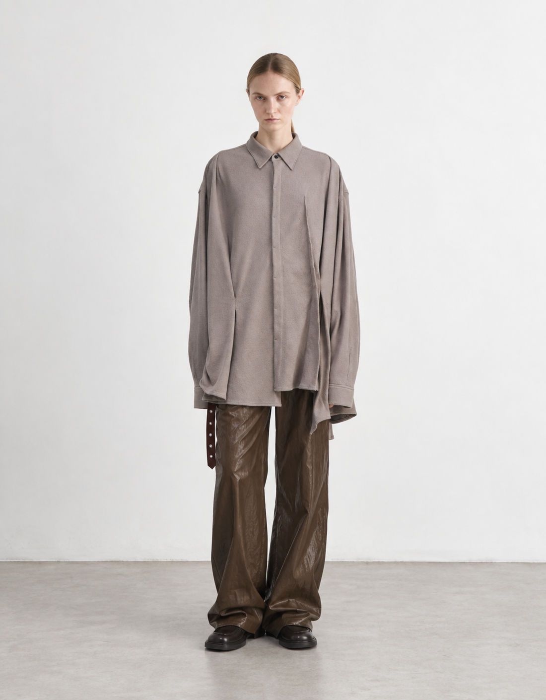 Camisa drapeada "Bias Drape Shirt"