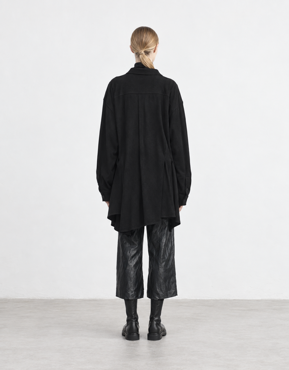 Camisa drapeada "Bias Drape Shirt"