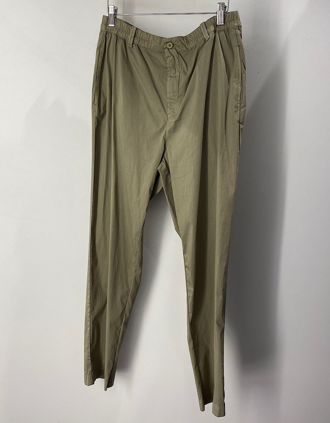 Pantalón elastico kaki