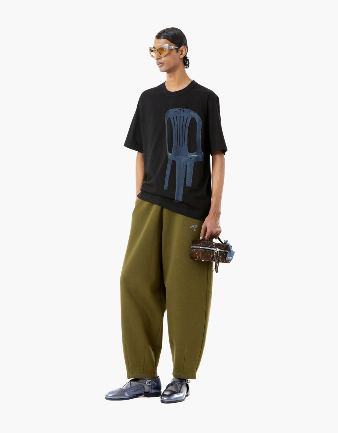 Camiseta con silla "Siṃhāsan - सिंहासन"