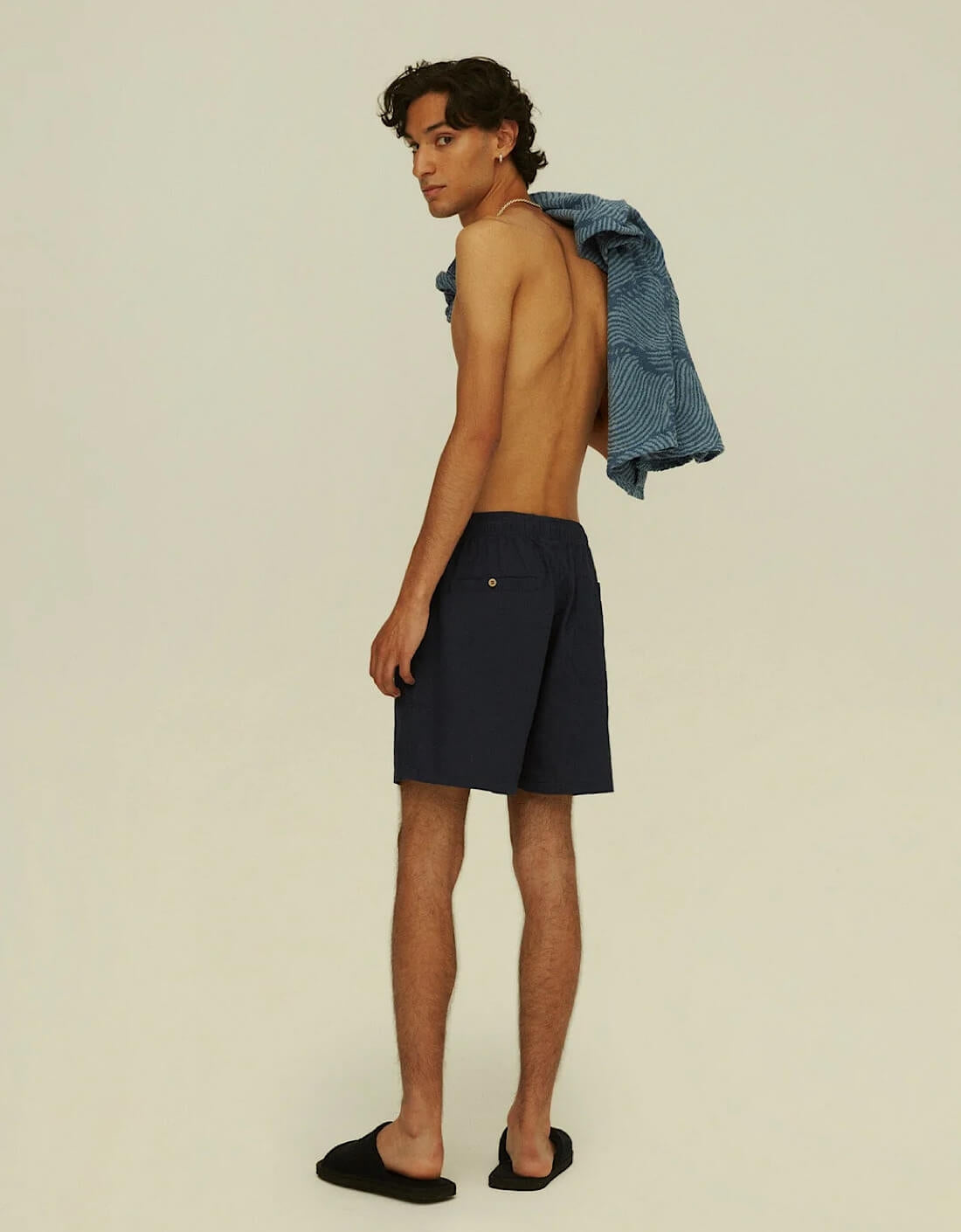 Short Lino Navy – vista 2