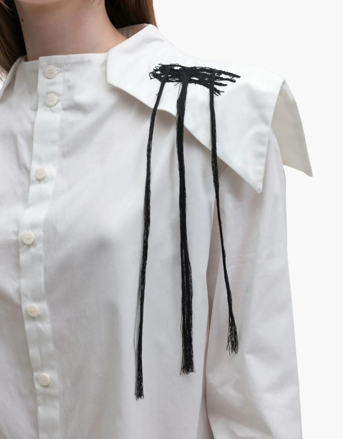 Camisa detalle hombro "PC E Neutro"