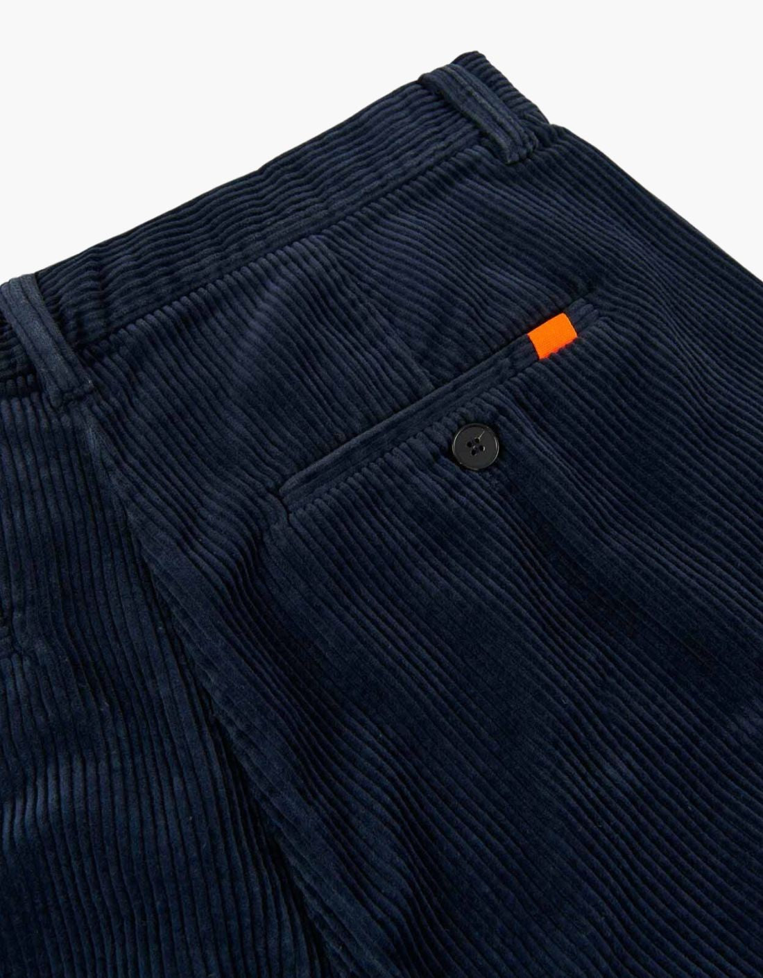 Pantalon en velours côtelé « Erroa » LM