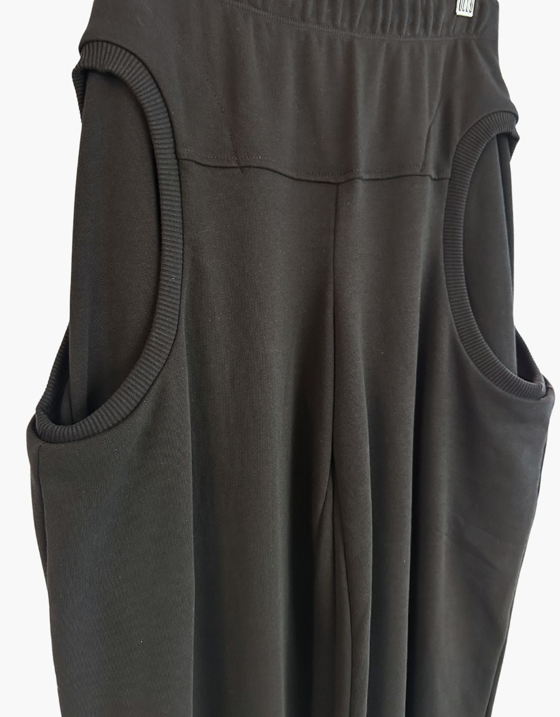 Pantalón Bolsillos Círculo