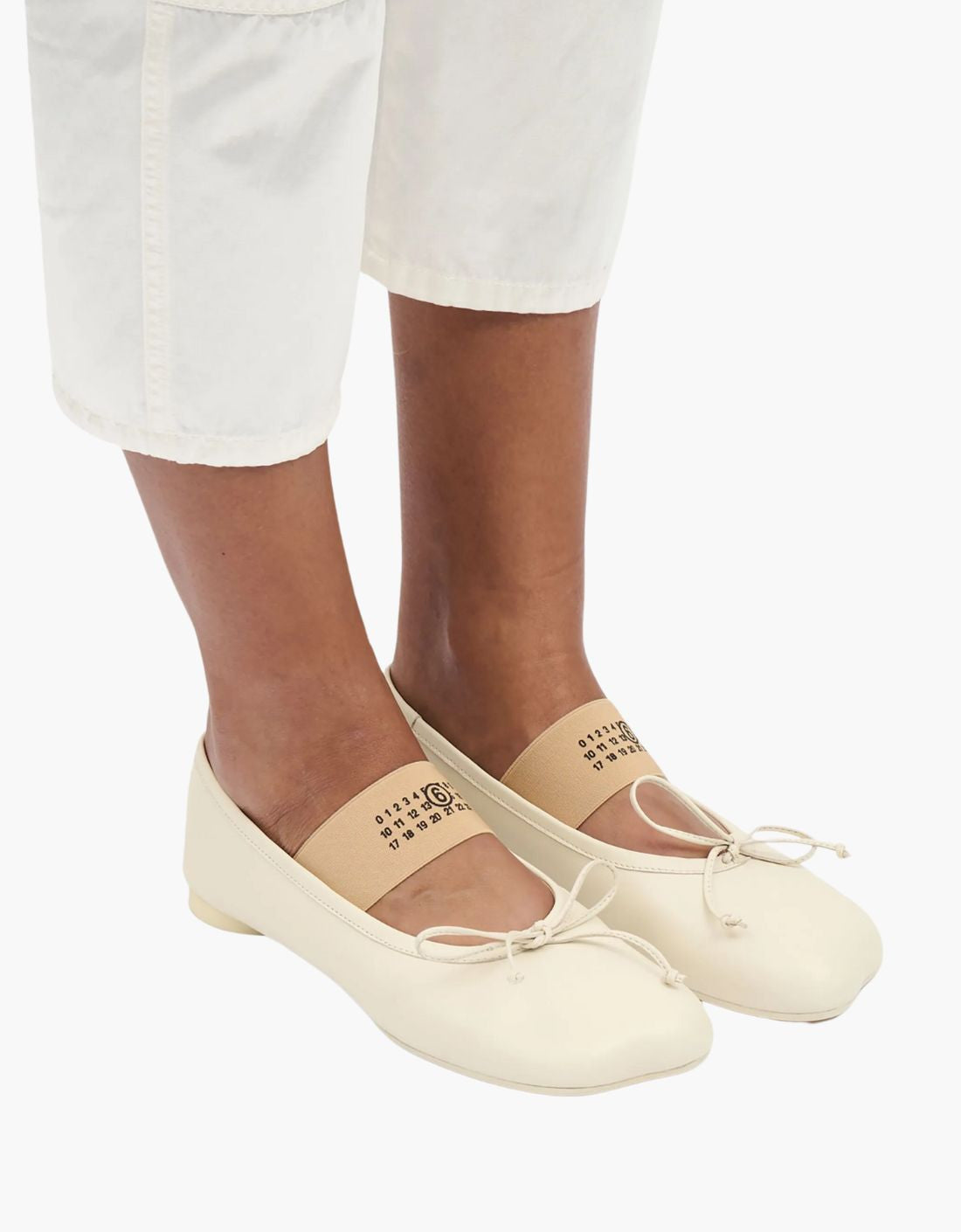 Bailarina Anatomic cuero - MM6 CREMA – vista 2