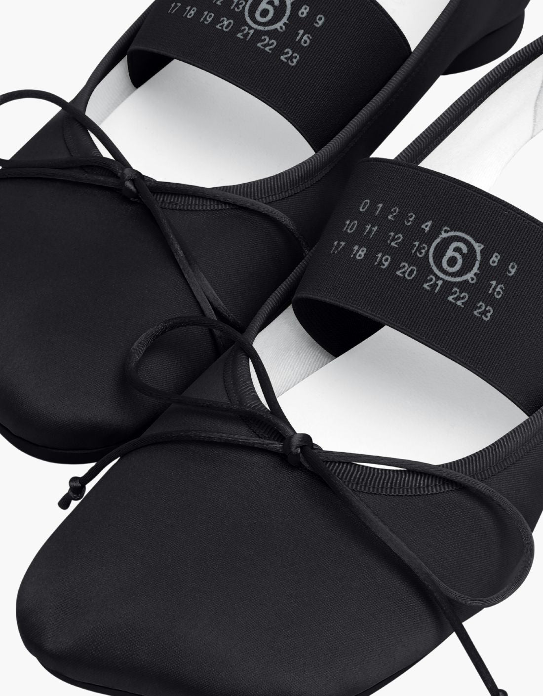 Anatomic Satin Ballerina - MM6 BLACK