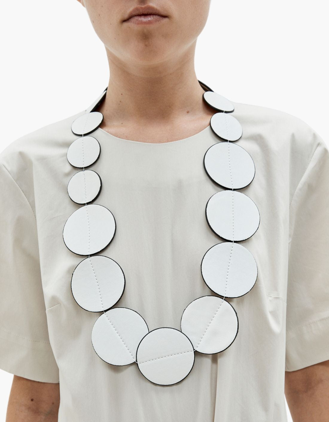 Collar circulos "Chiara" – vista principal
