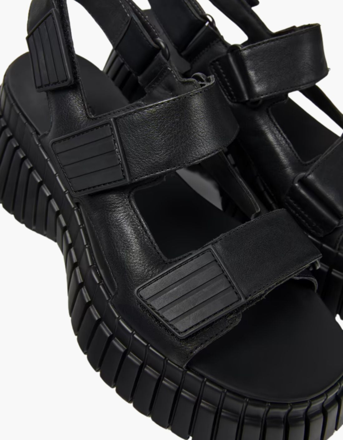 Sandalia Camper "Pix Bcn" Negra