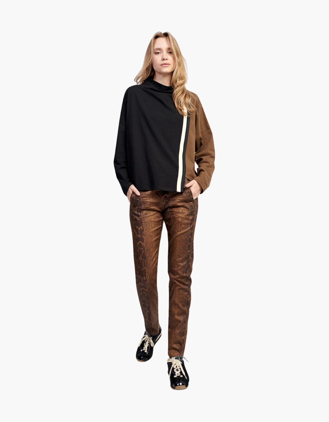 Camiseta en punto elástico "Urban Dynasty"