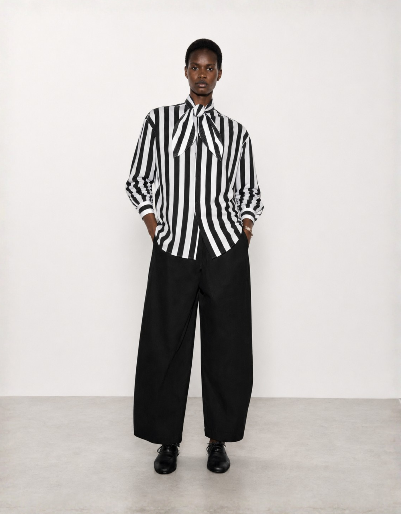 "Bow Stripes" Striped Shirt