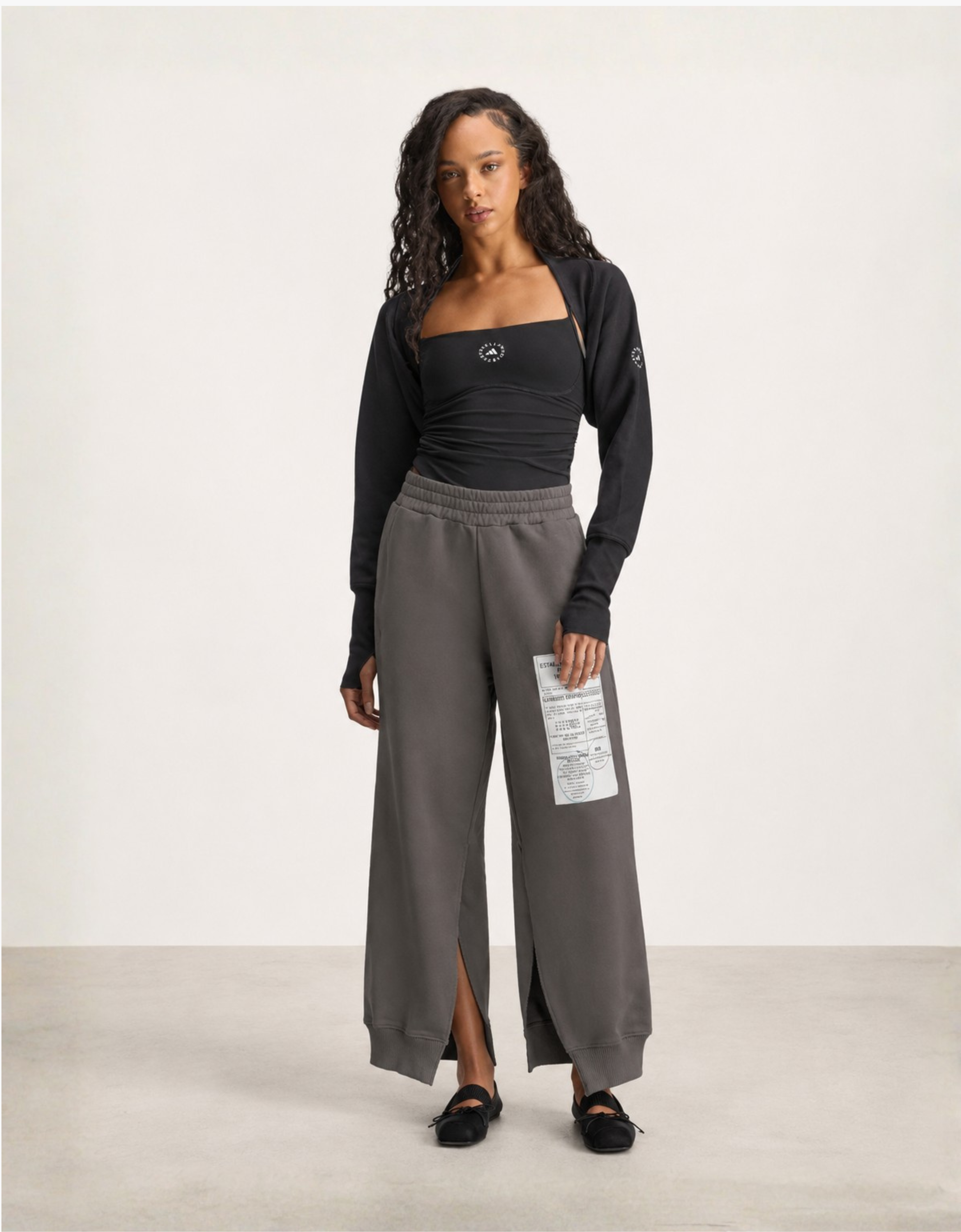 Pantalon avec écusson « MM6 »