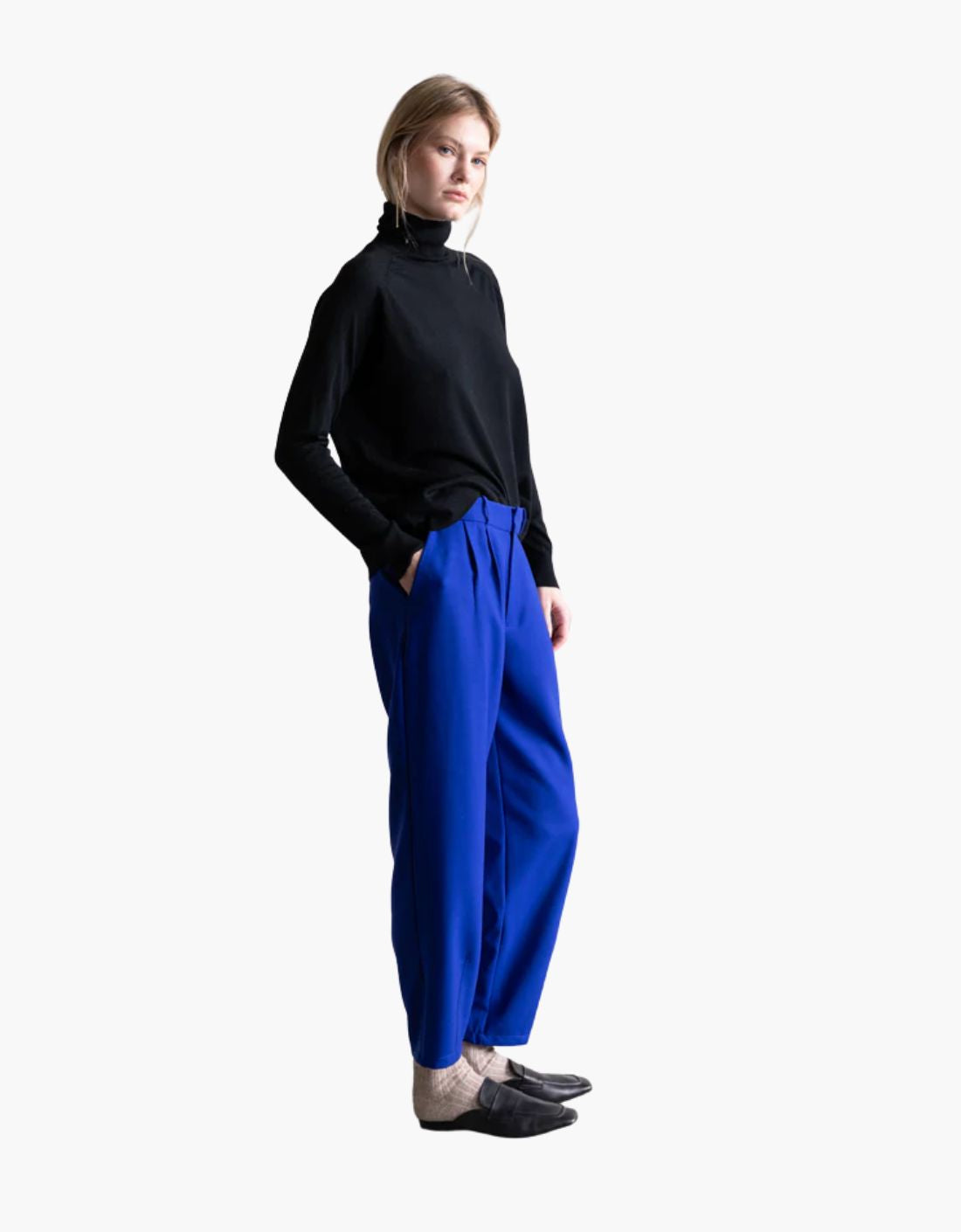 Pantalon con pinzas "Electric"