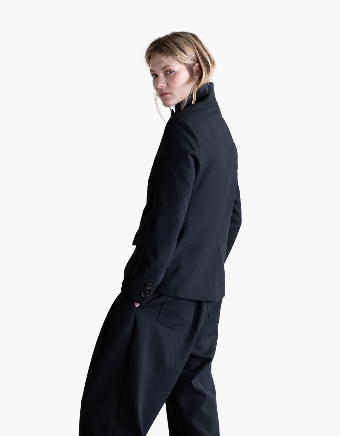 Blazer botones cuello mao