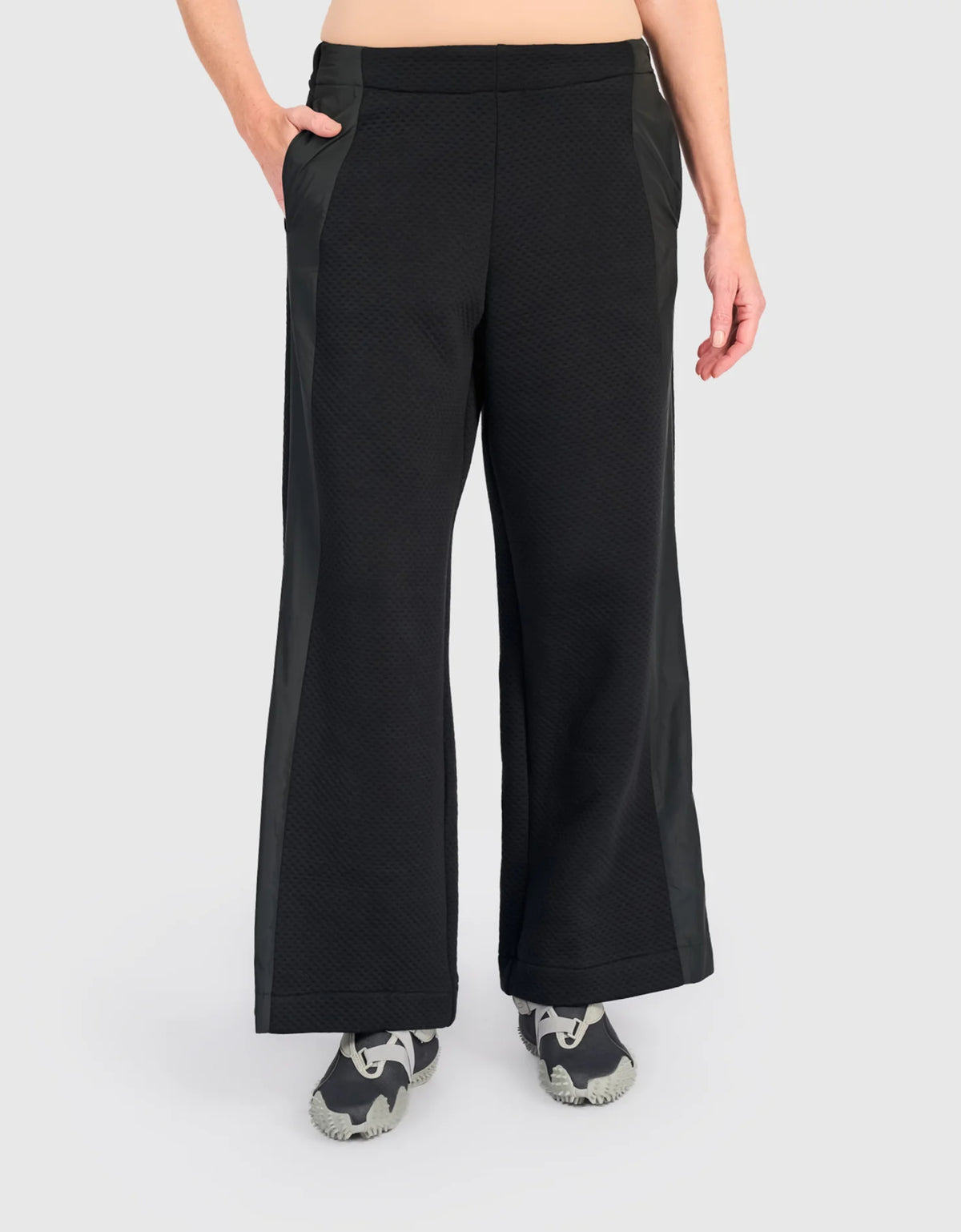 Pantalón tiro alto "Dimpled Urban"