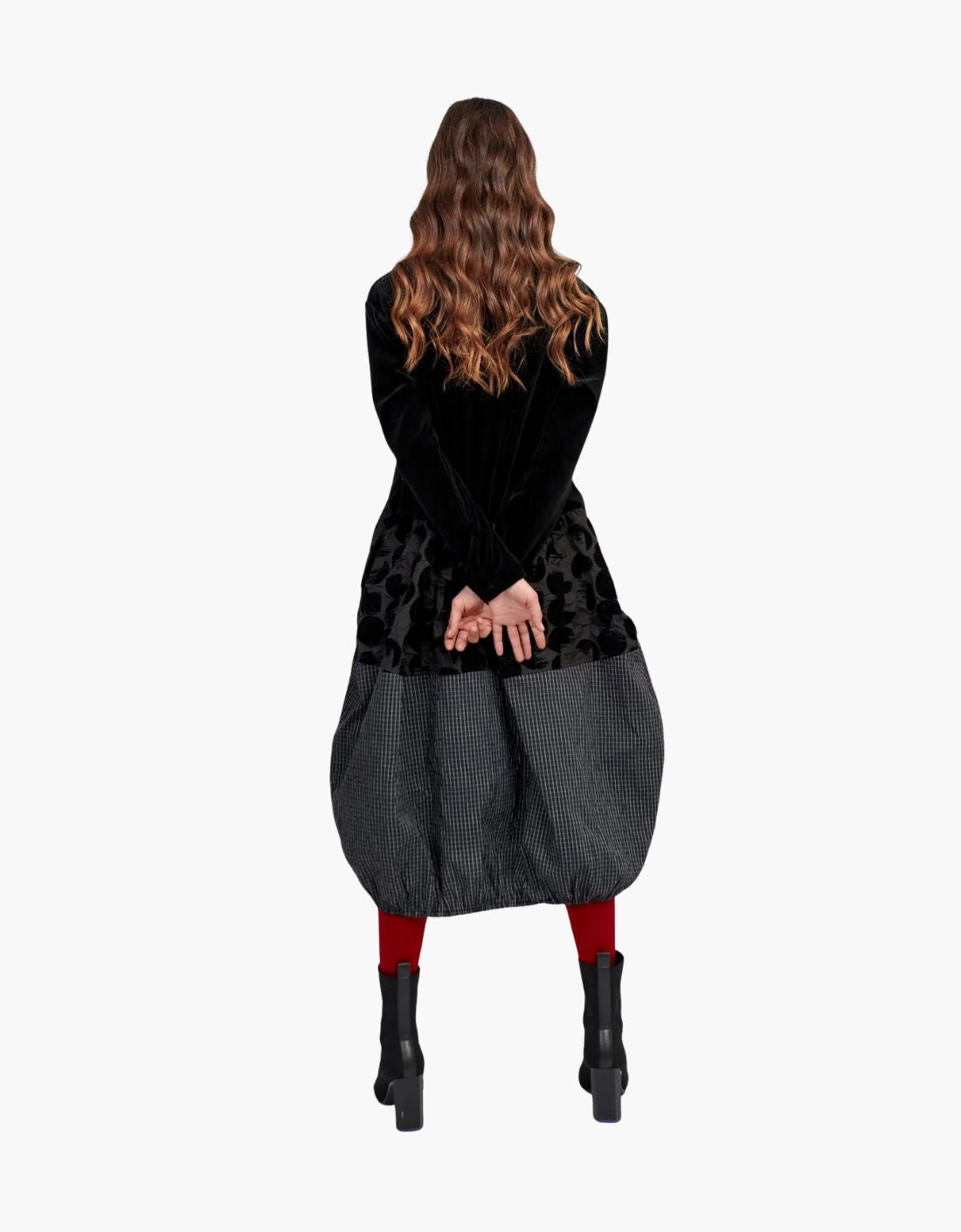 Vestido en terciopelo y tejido arrugado "Cocoon Mix"