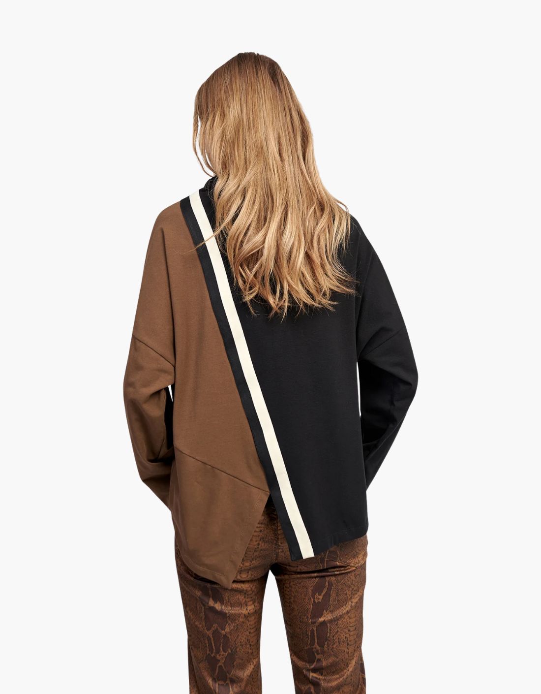 Camiseta en punto elástico "Urban Dynasty"