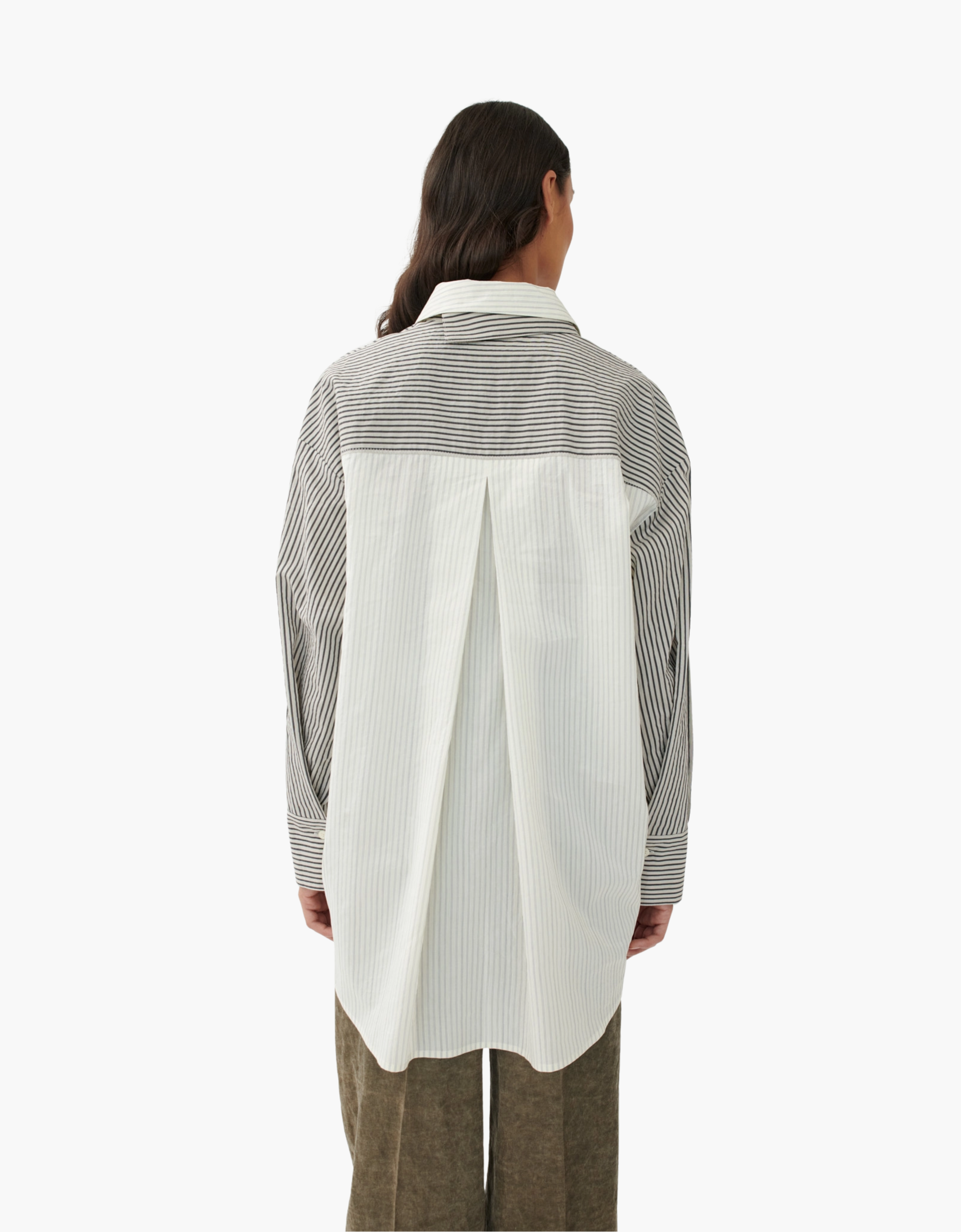 Camisa deconstruida "Mira"