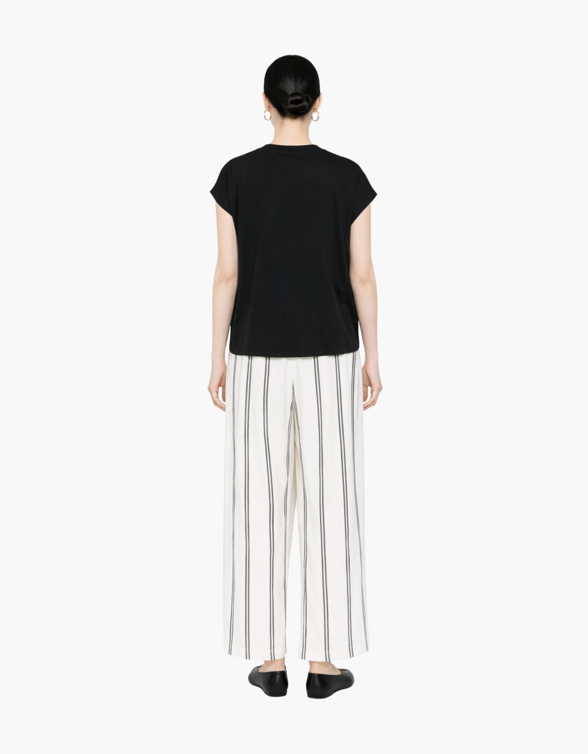Camiseta fruncida cuello V – vista 7