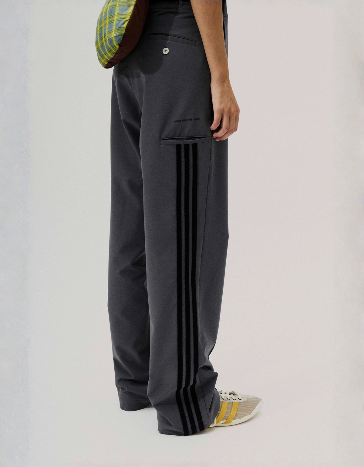 Pantalon gris sastrería - ADIDAS X SFTM