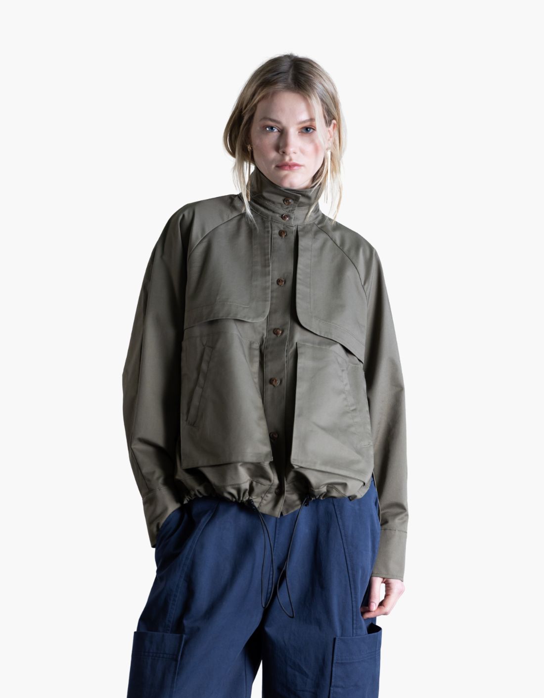 Chaqueta capa algodón bolsillos