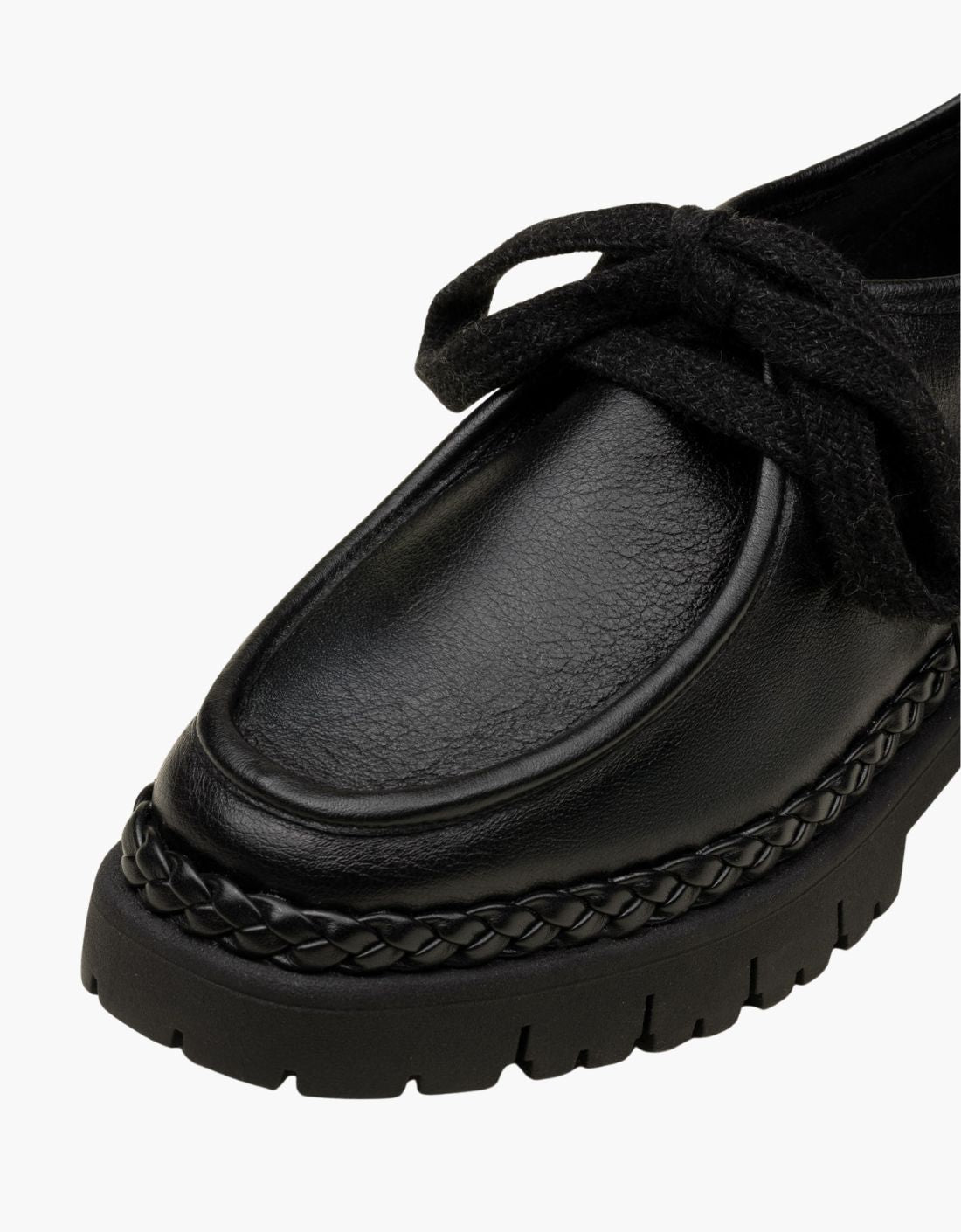 Zapato cerrado cordones "Candia"