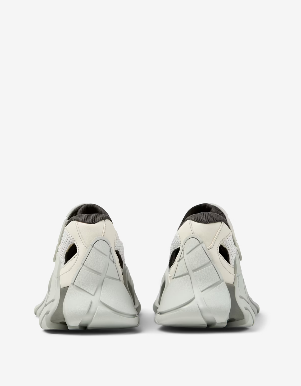 Zapatillas grises "Tormenta" - Camper LAB